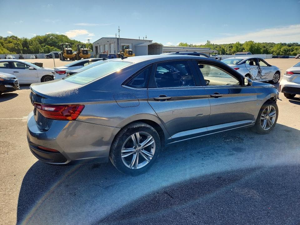 2024 VOLKSWAGEN JETTA SE 3