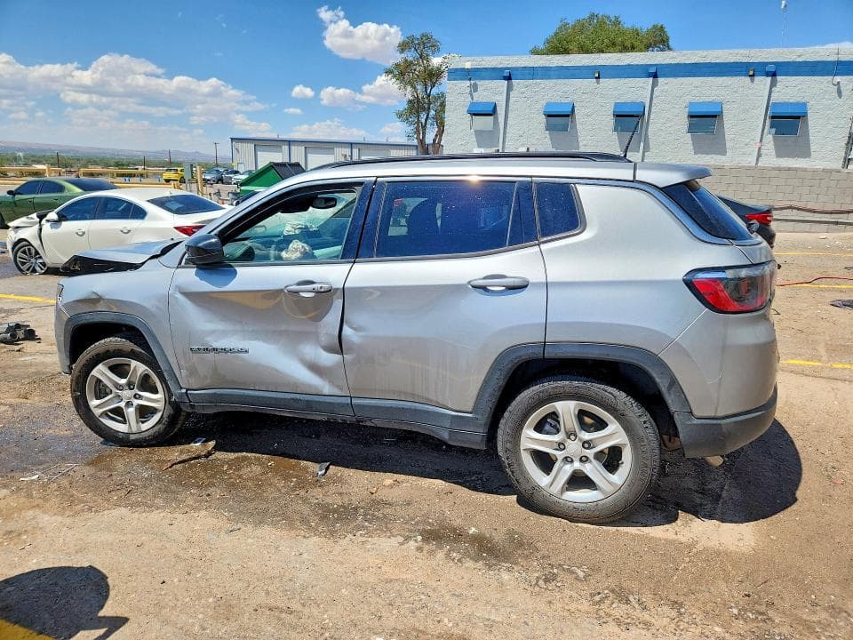 2024 JEEP COMPASS LATITUDE 2