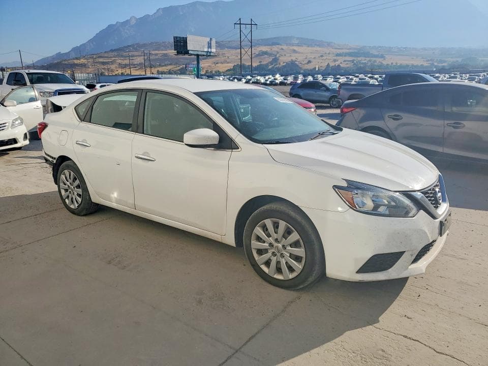 2019 NISSAN SENTRA S 4