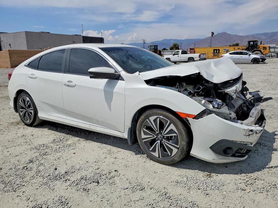 2017 HONDA CIVIC EX 4