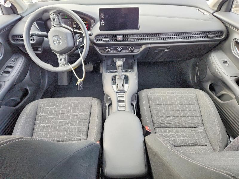 2026 HONDA HR-V LX 8