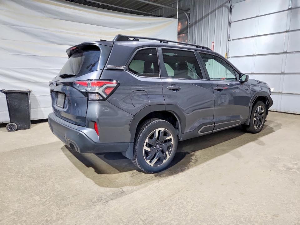 2025 SUBARU FORESTER LIMITED 3