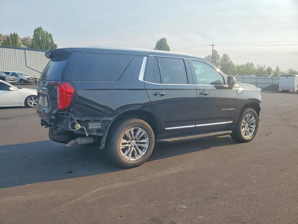 2021 GMC YUKON SLT 3