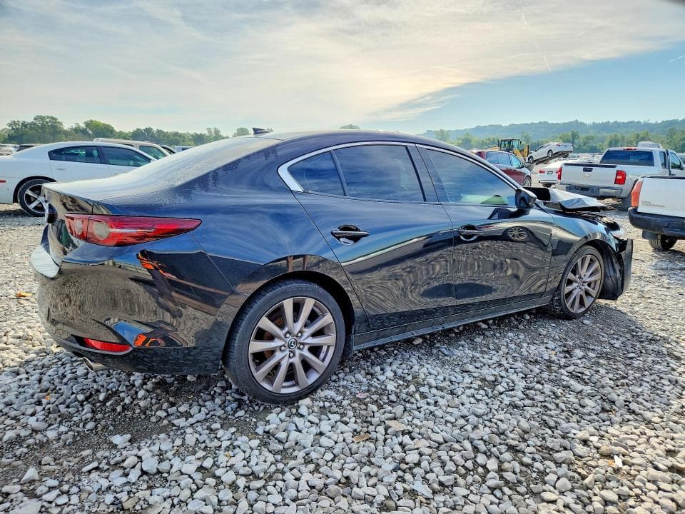 2019 MAZDA 3 PREMIUM 3