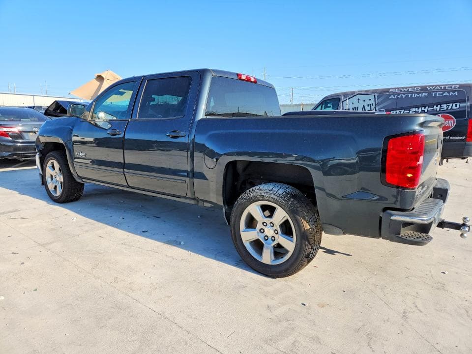 2018 CHEVROLET SILVERADO C1500 LT 2