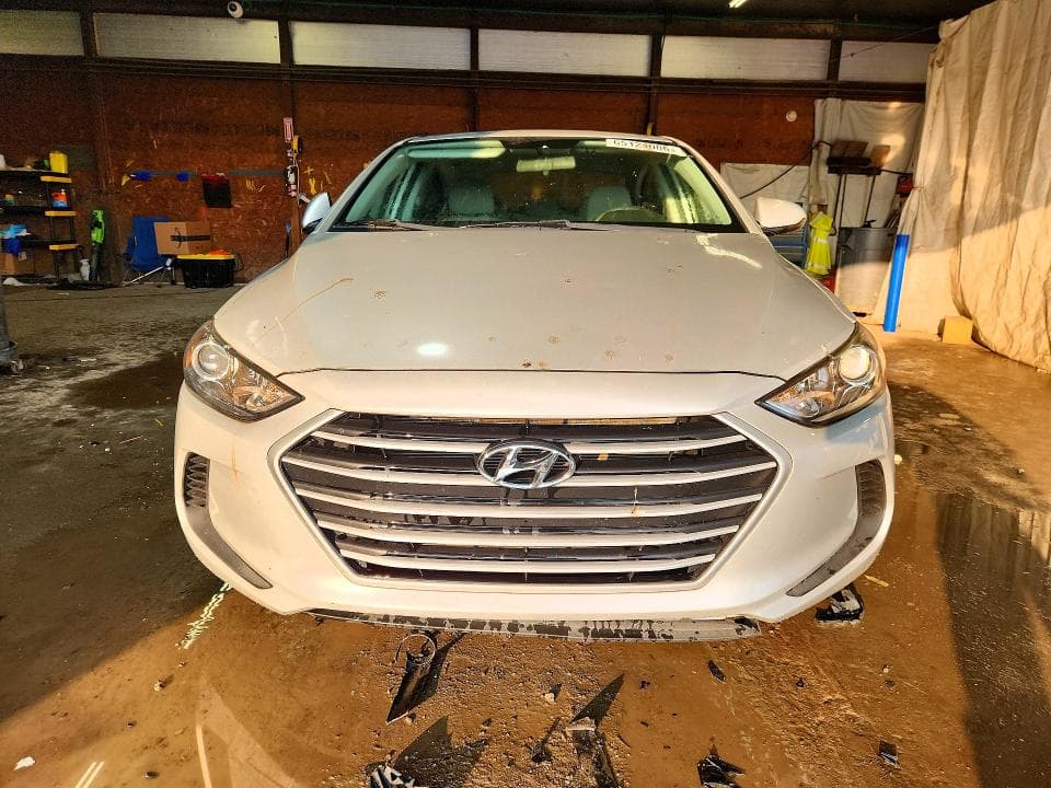 2017 HYUNDAI ELANTRA SE 5