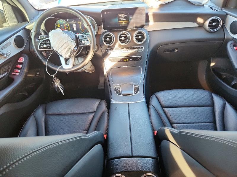 2022 MERCEDES-BENZ GLC 300 8