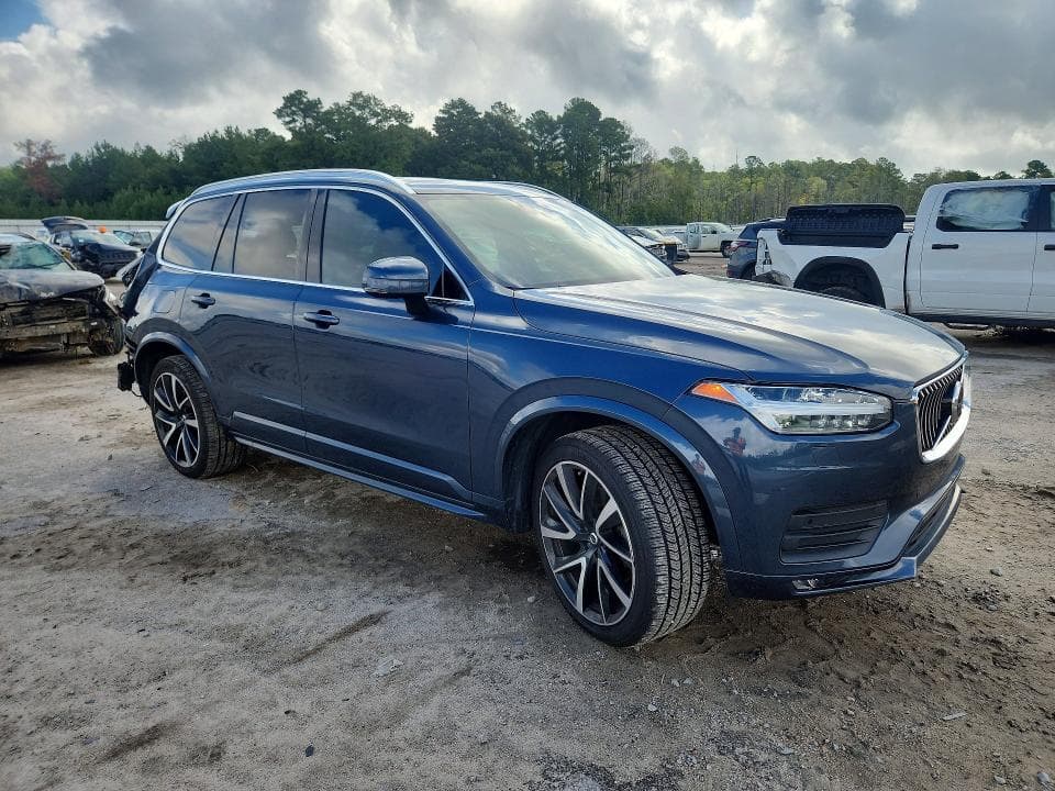 2022 VOLVO XC90 T6 MOMENTUM 4