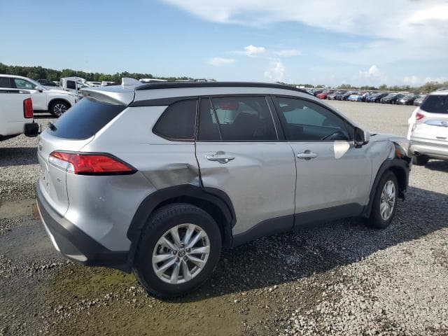 2024 TOYOTA COROLLA CROSS LE 3