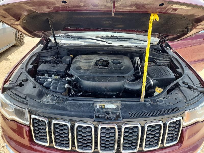 2017 JEEP GRAND CHEROKEE LAREDO 12