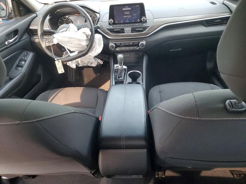 2024 NISSAN ALTIMA SV 8