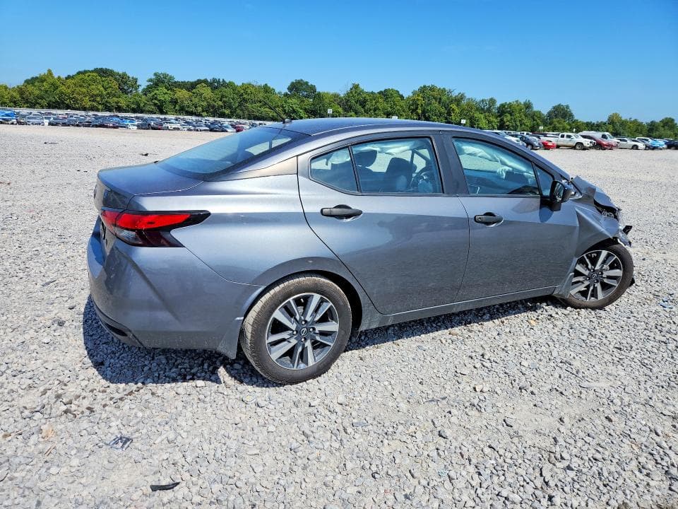 2023 NISSAN VERSA S 3