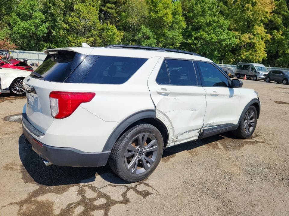 2021 FORD EXPLORER XLT 3