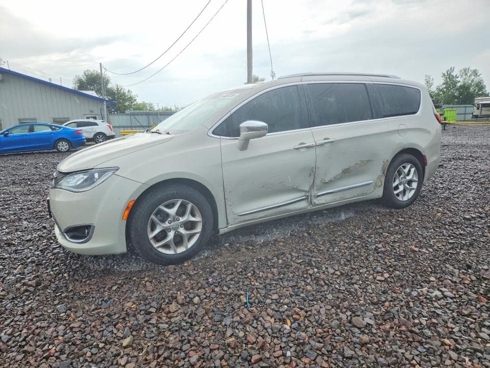 2020 CHRYSLER PACIFICA LIMITED - 1