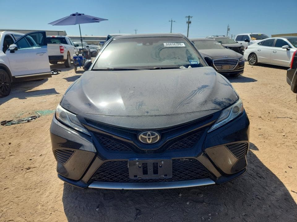 2020 TOYOTA CAMRY XSE 5
