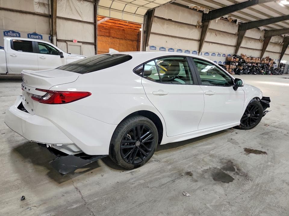 2026 TOYOTA CAMRY SE 3
