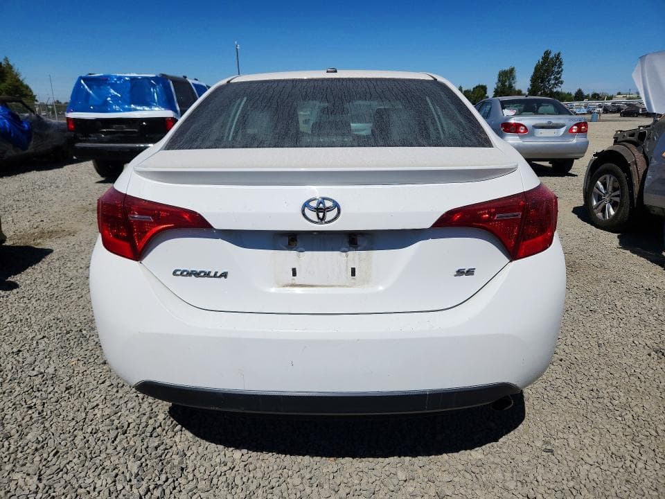 2017 TOYOTA COROLLA SE 6