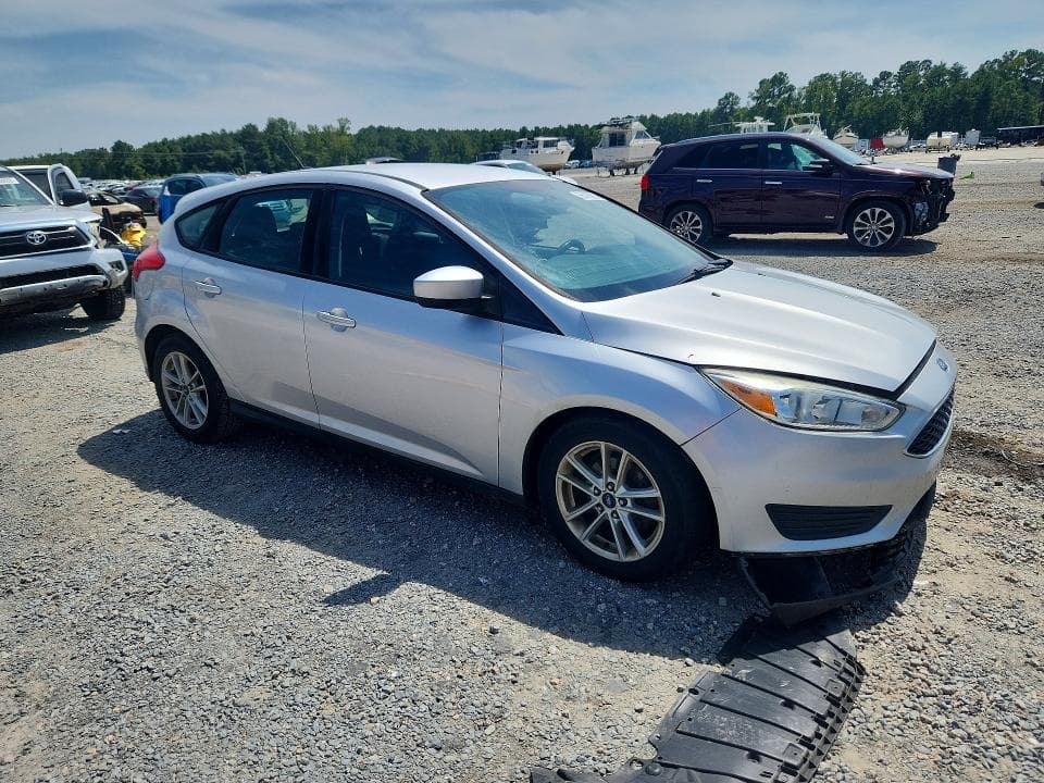 2018 FORD FOCUS SE 4