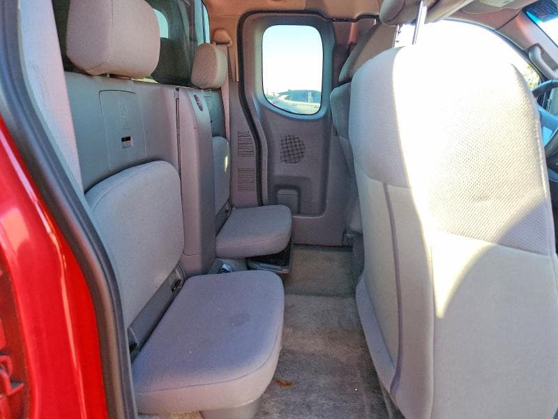 2017 NISSAN FRONTIER S 10