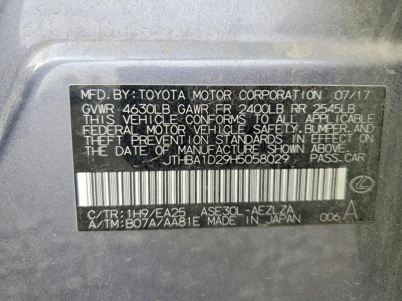 2017 LEXUS IS 200T 12