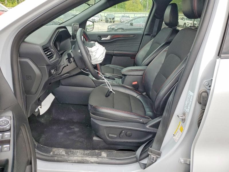 2025 FORD ESCAPE ST LINE 7
