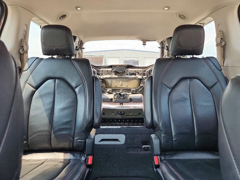 2017 CHRYSLER PACIFICA TOURING L 10