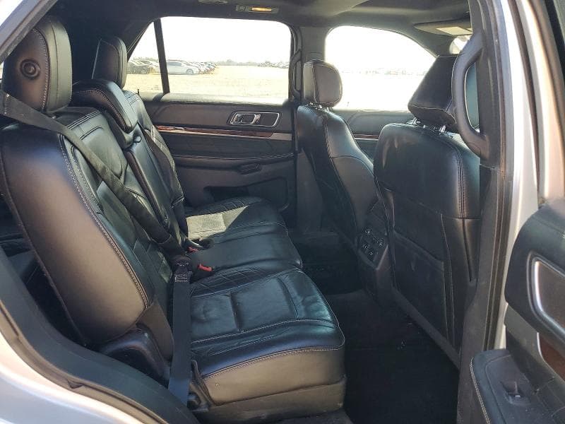 2017 FORD EXPLORER PLATINUM 11