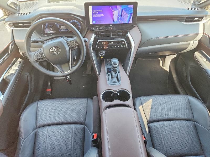 2024 TOYOTA VENZA LIMITED 8