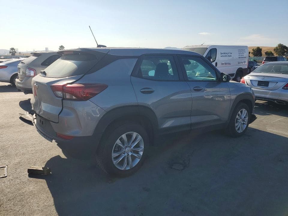 2023 CHEVROLET TRAILBLAZER LS 3