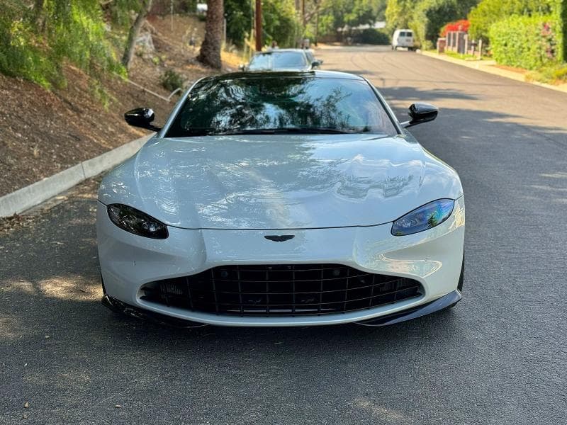 2023 ASTON MARTIN VANTAGE 12