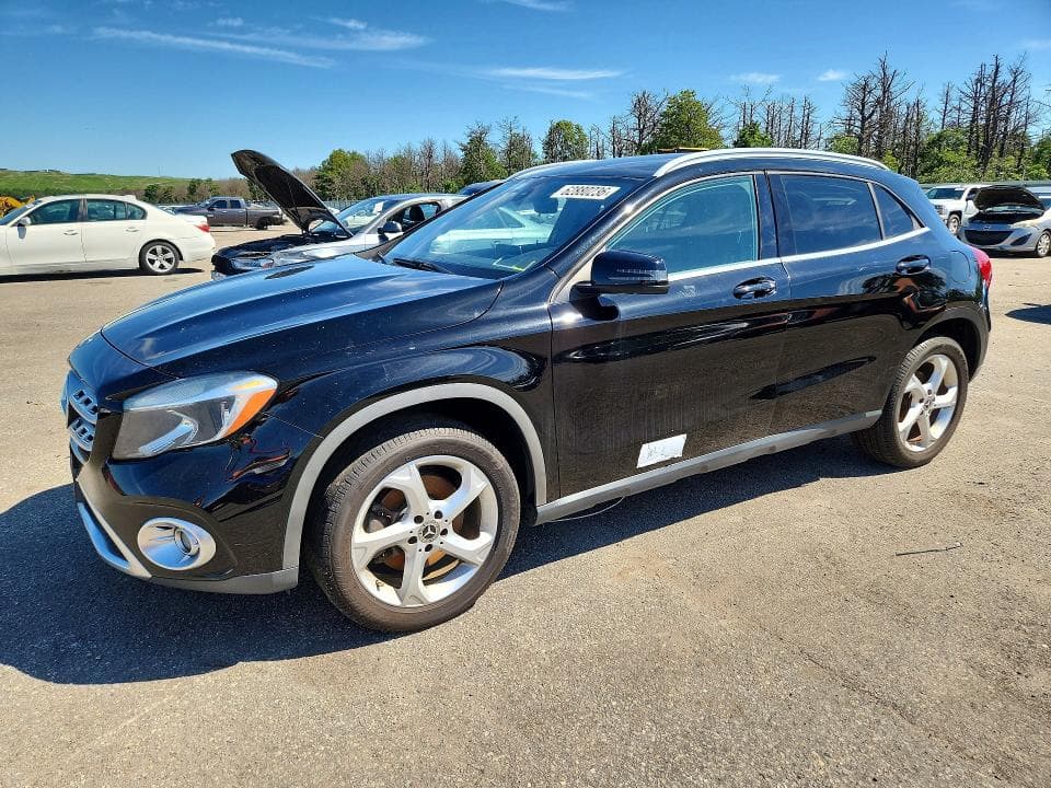 2019 MERCEDES-BENZ GLA 250 - 1