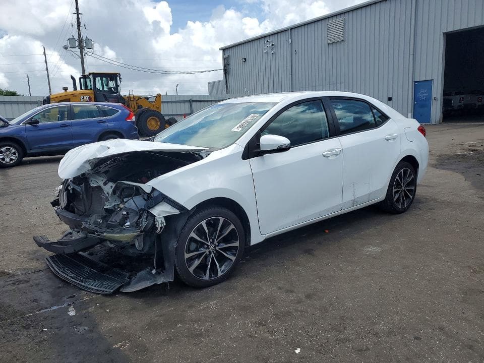2019 TOYOTA COROLLA SE