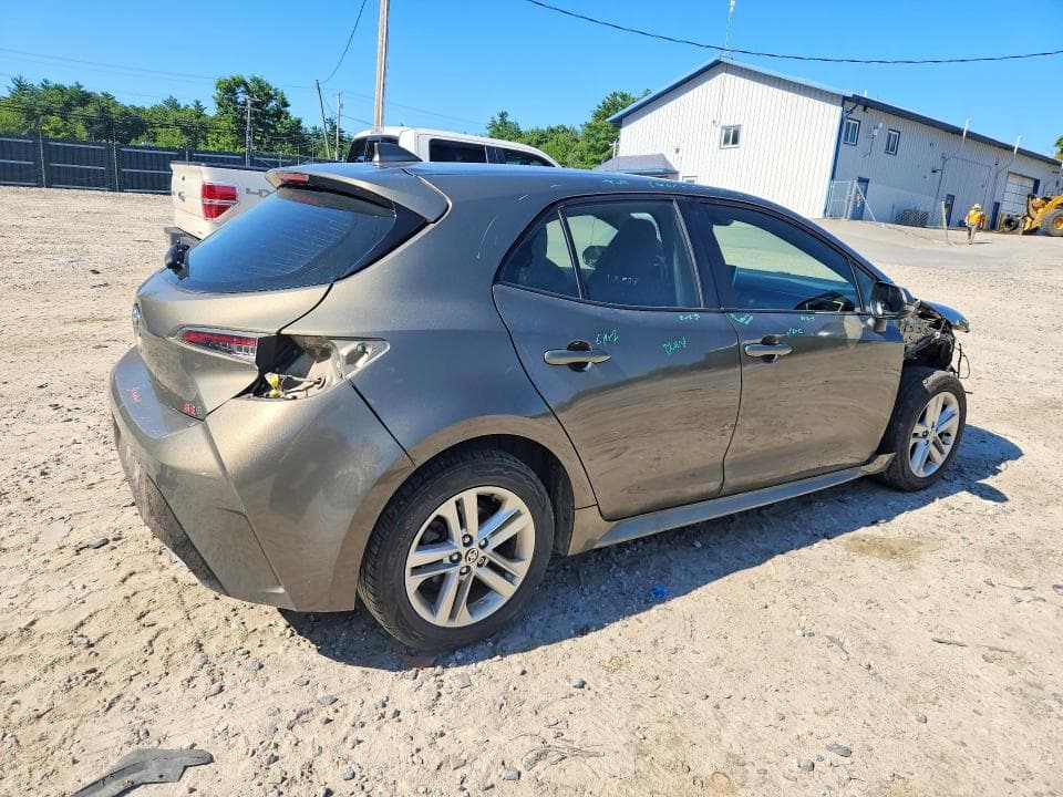 2020 TOYOTA COROLLA HATCHBACK SE 3
