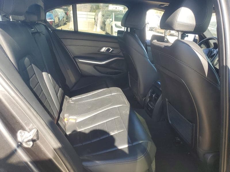 2021 BMW 330XE 10