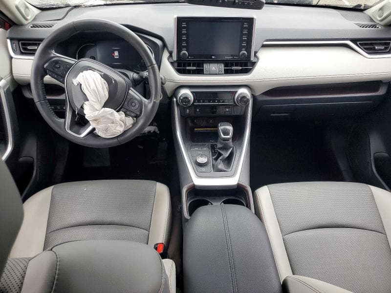 2021 TOYOTA RAV4 LIMITED 8