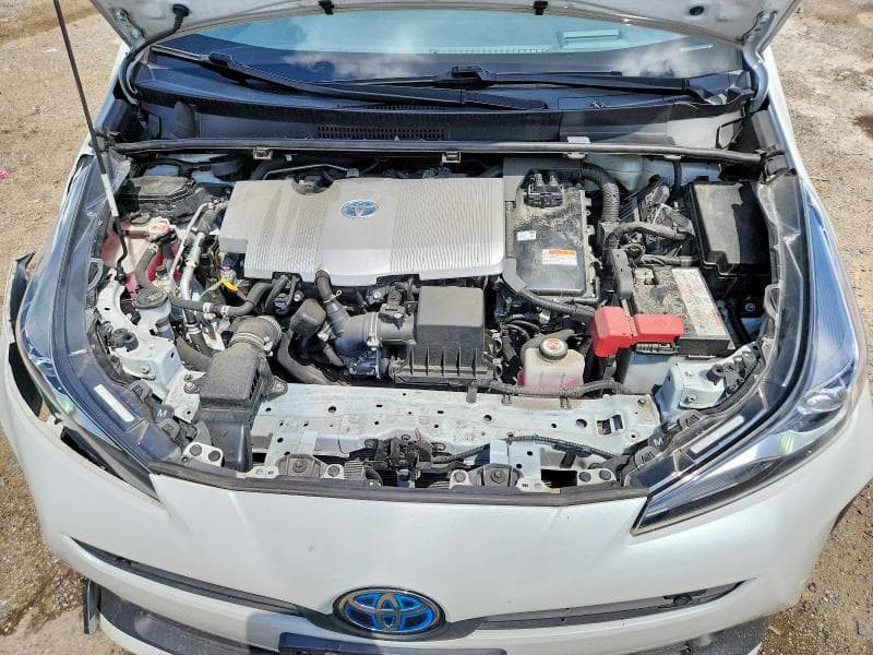2021 TOYOTA PRIUS XLE AWD-E 11