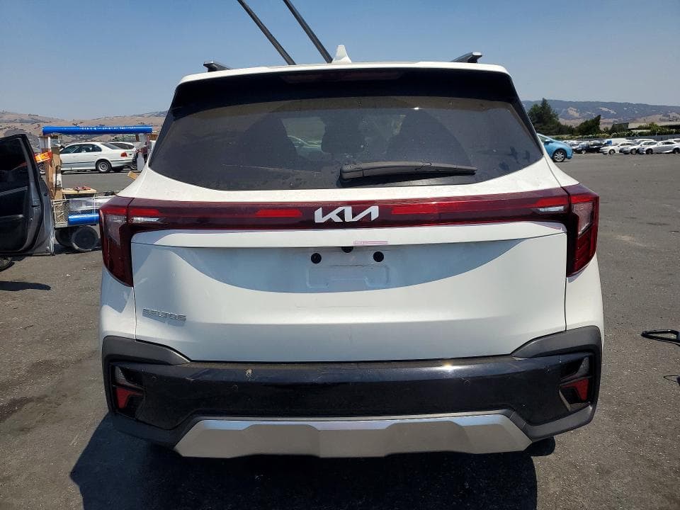 2025 KIA SELTOS EX 6