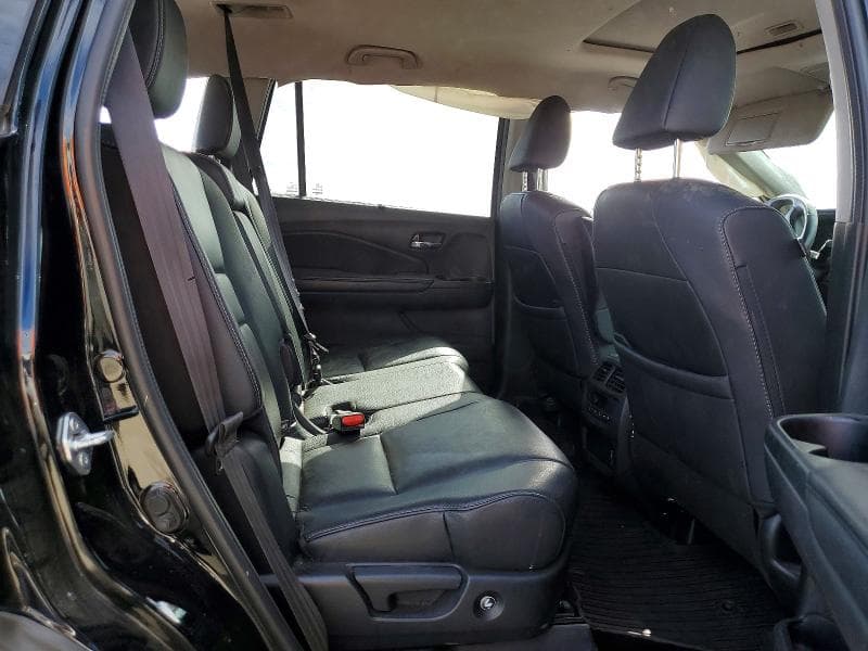 2022 HONDA PILOT SE 11
