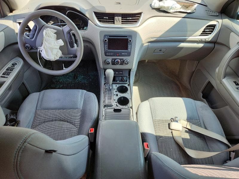 2017 CHEVROLET TRAVERSE LS 8