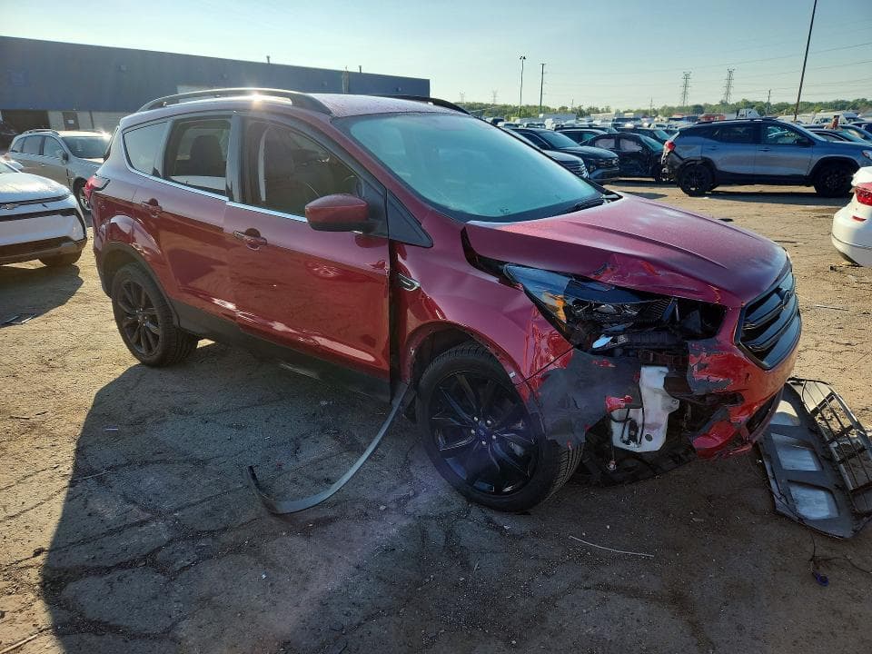 2019 FORD ESCAPE SEL 4