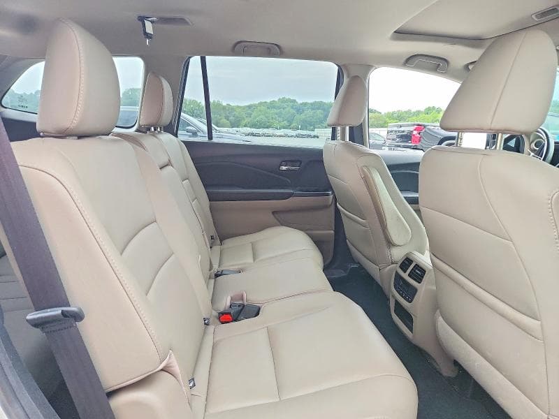 2017 HONDA PILOT EXL 11