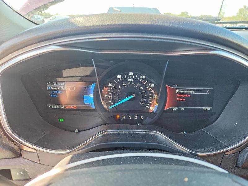 2017 FORD FUSION SE 9
