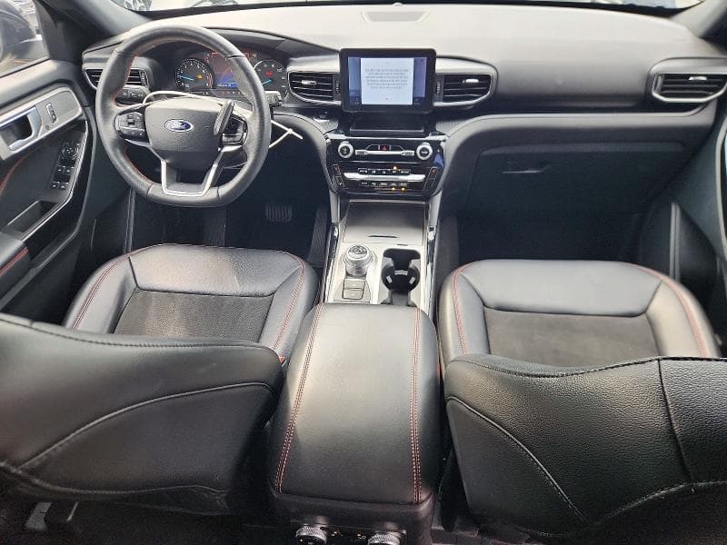 2024 FORD EXPLORER ST-LINE 8