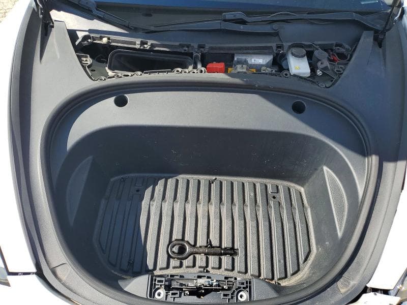2020 TESLA MODEL 3 11