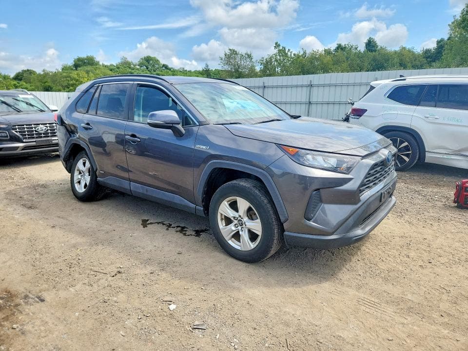 2020 TOYOTA RAV4 LE 4