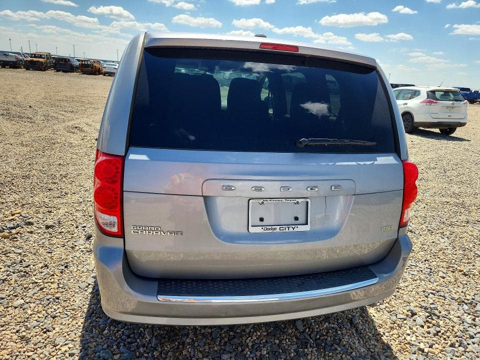 2017 DODGE GRAND CARAVAN SE 6