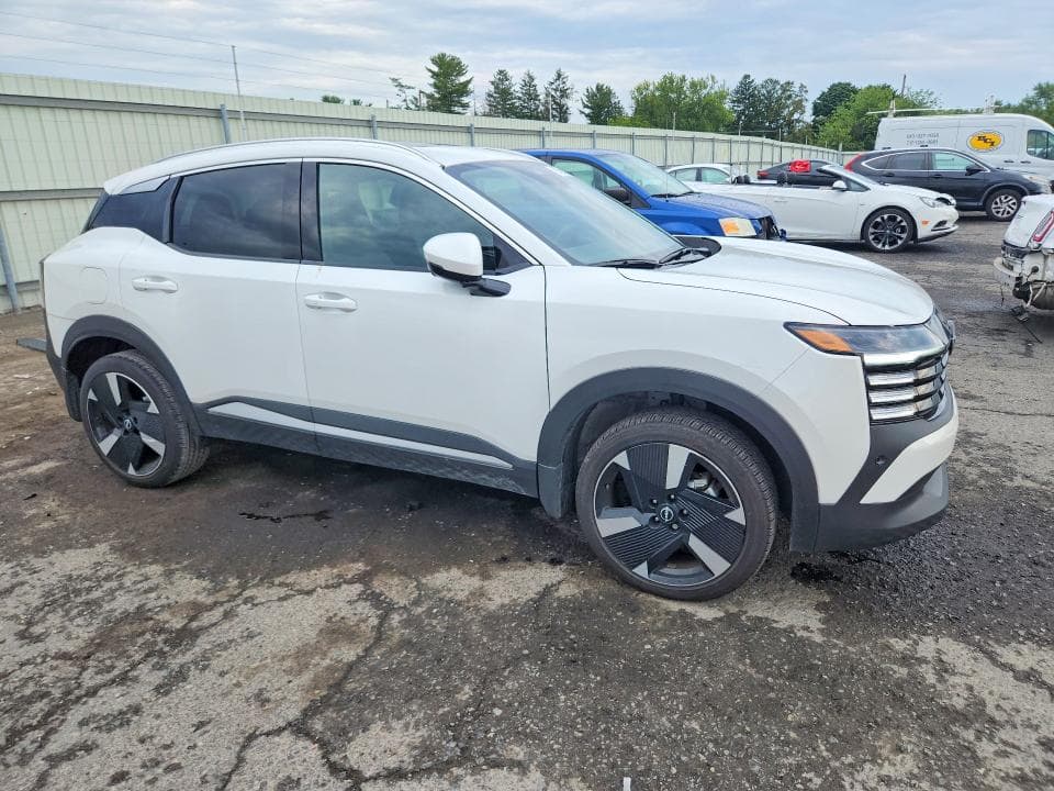 2025 NISSAN KICKS SR 4