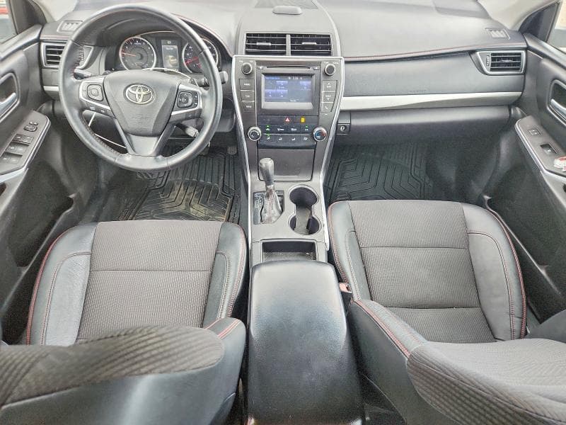 2017 TOYOTA CAMRY SE 8