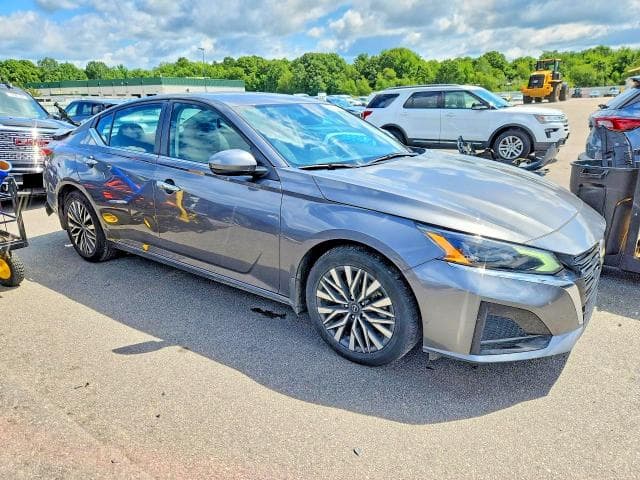 2024 NISSAN ALTIMA SV 4