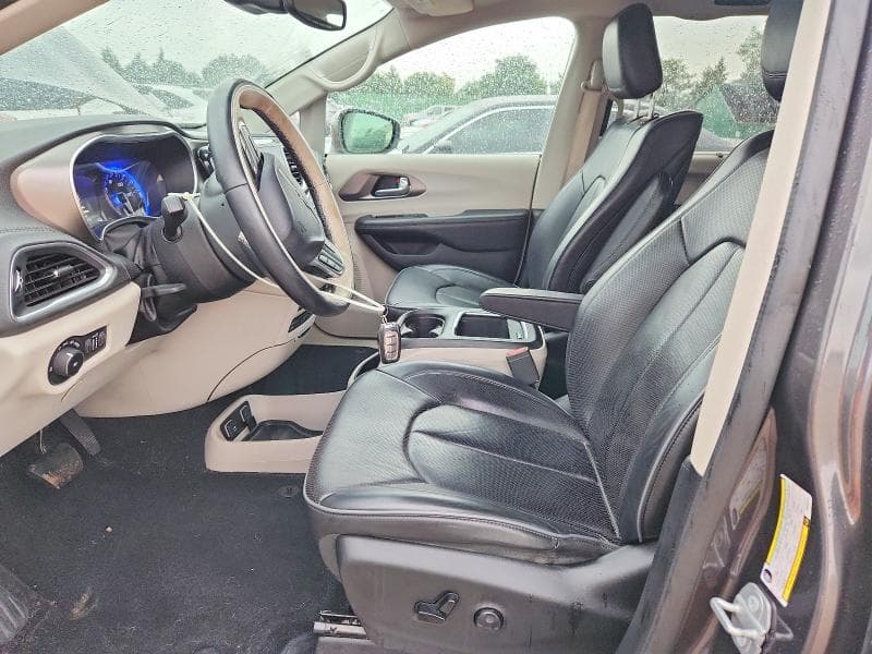 2018 CHRYSLER PACIFICA LIMITED 7